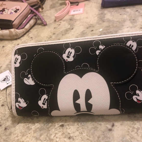 Disney Parks Loungefly Zip-around Long Wallet - Picture 2 of 4